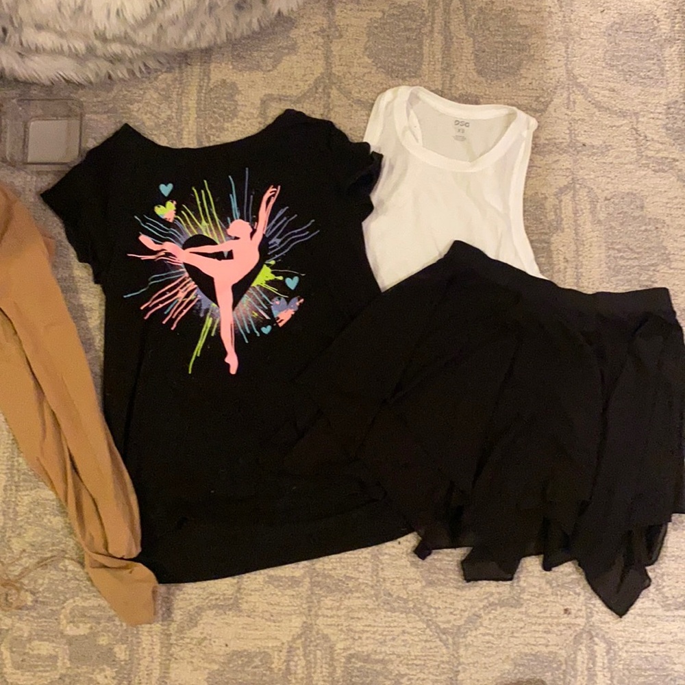 🩰dance pack t shirts tanks tights and skirt!